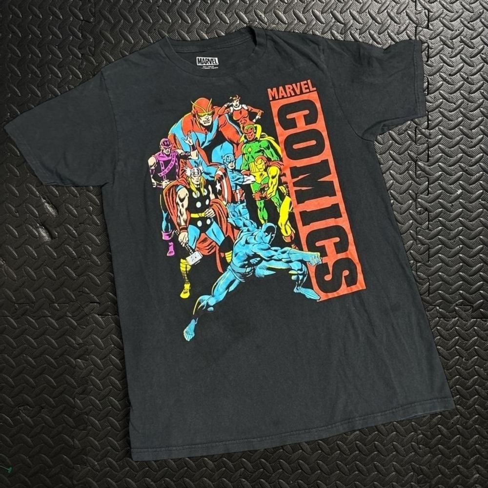 Super sick vintage Marvel Comics black cotton tee